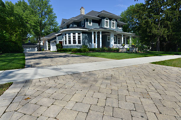 Best Professional Driveway Pavers  in Winnetka, IL